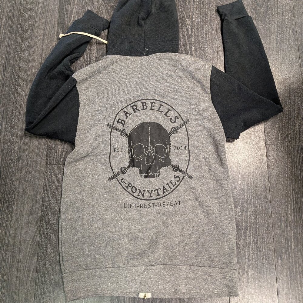 Barbells And Ponytails Zip "Skull " Hoodie Sweatshirt Sz M NEW